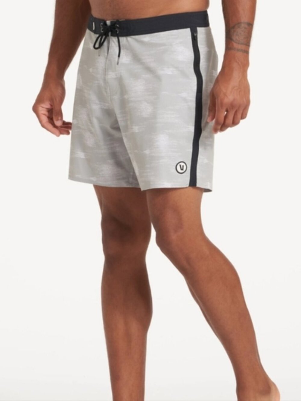 Vuori Peak Boardshorts Mens Size 32 Gray Stretch Board Shorts